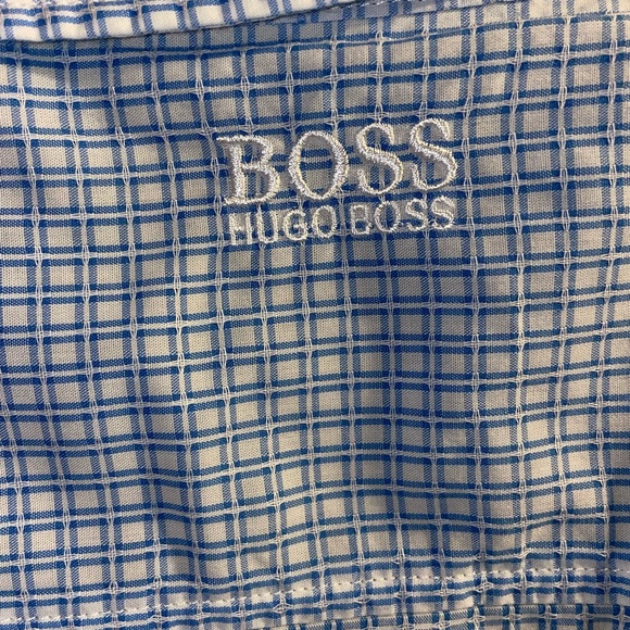 Hugo Boss Dress Shirt Modern Fit - Picture 7 of 7